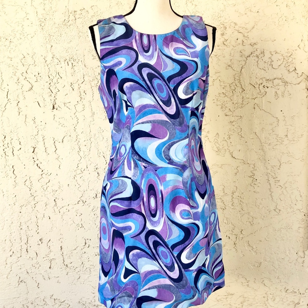 Boutique - Vintage Mini Fitted Shift
